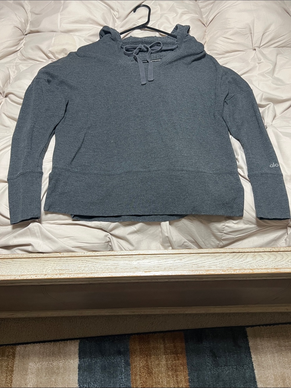 ALO Yoga Womens Charcoal Gray Crewneck Hoodie Sweatshirt
